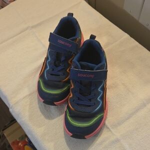 Saucony Kids Navy Sneakers with Neon Green and Pink Accents Size 12 1/2